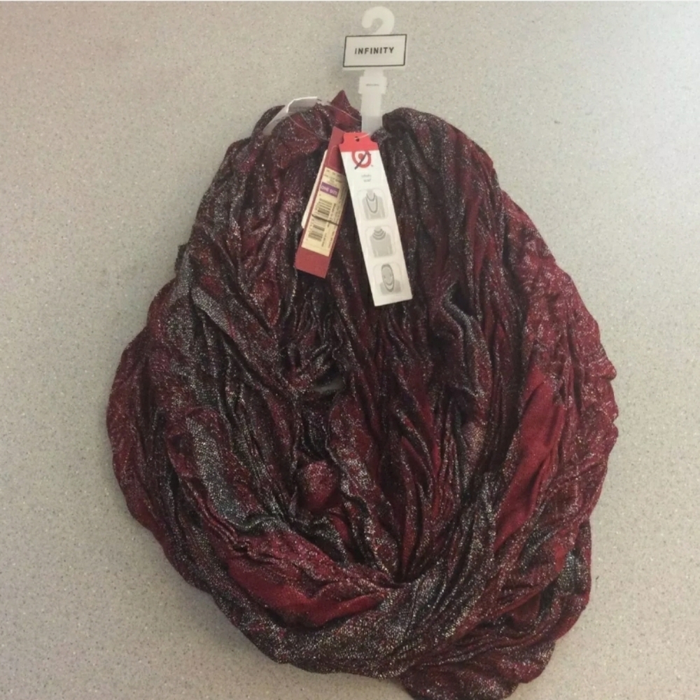Infinity Scarf Red and Black Glitter New with tag